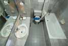 Sichang Palace bathroom